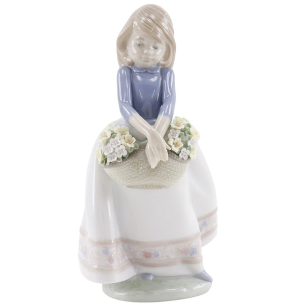 Lladro】リヤドロ 5月の花 置物 オブジェ – NISHIKINO VINTAGE KYOTO