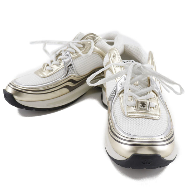 CHANEL シャネル G39794 Chanel] Chanel Plain Logo Metallic Sneakers G39794 – NISHIKINO