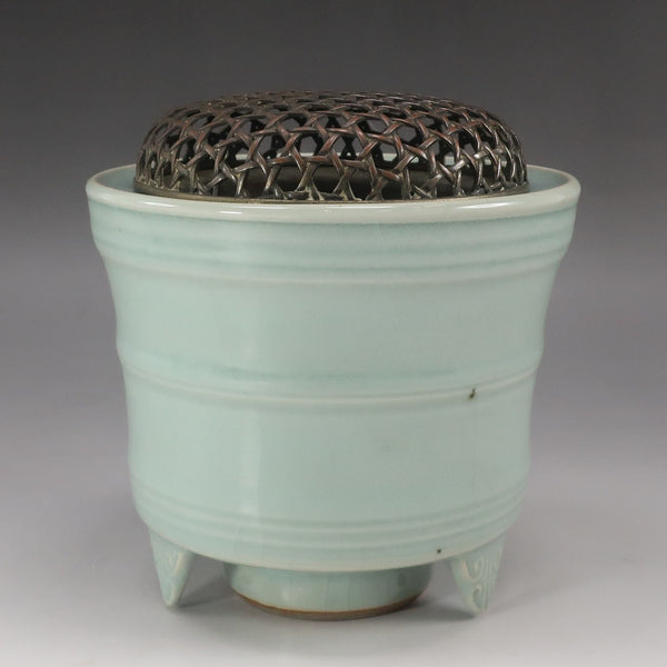 【kyoyaki】京焼 無形文化財 初代 宇野宗甕 作 青磁千鳥香炉 陶磁器 _ 骨董品 kyoyaki】京焼 無形文化財 初代 宇野宗甕 作 青磁千鳥香炉 骨董品