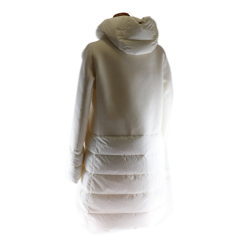 [Herno] Herno 
 Down jacket 
 PI0848D-39601-1100 Wool x Nylon White Ladies S Rank