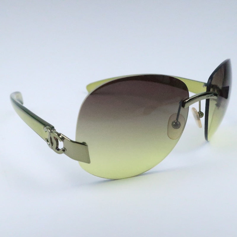 [CHANEL] Chanel COCO Mark Sunglasses 4038 PlatStick green 59 □ 17 125 engraved COCO Mark Ladies