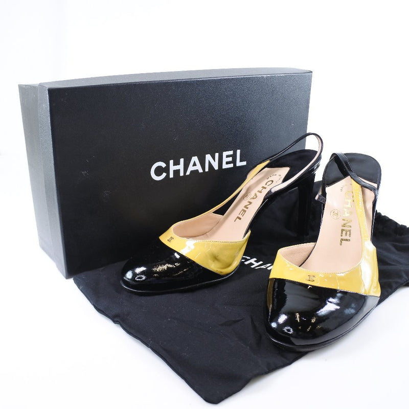 [CHANEL] Chanel 
 Pumps sandals 
 A17523 Patent Leather Black 36 1/2 engraved PUMPS Ladies A-Rank