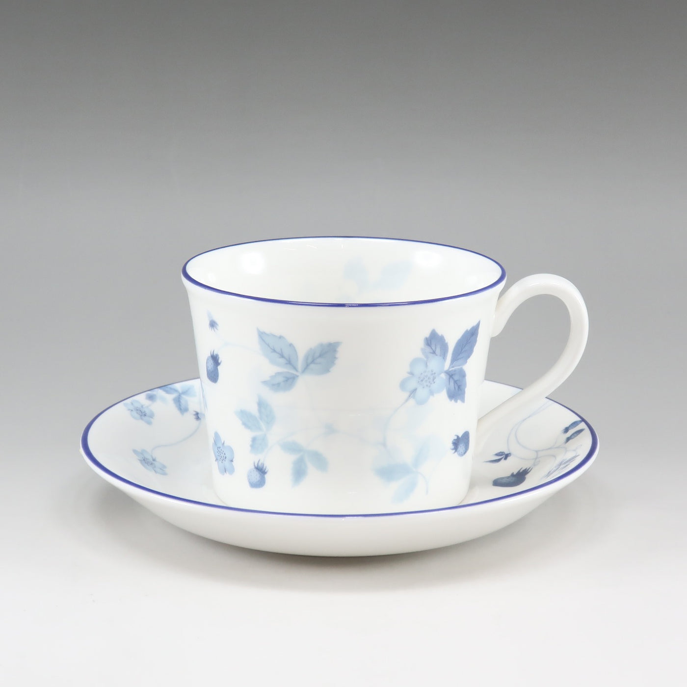 Wedgwood】ウェッジウッド ストロベリー ブルー 食器 カップ＆ソーサー
