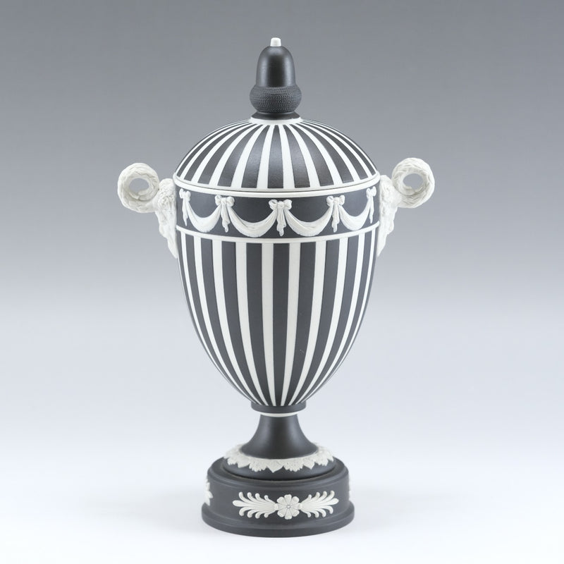 ウエッジウッド ブラック ジャスパー トロフィー ユニセックス オブジェ