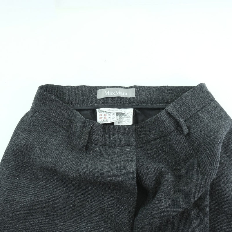 [Max Mara] Max Mara 
 Pantalones recortados 
 Damas grises de lana un rango