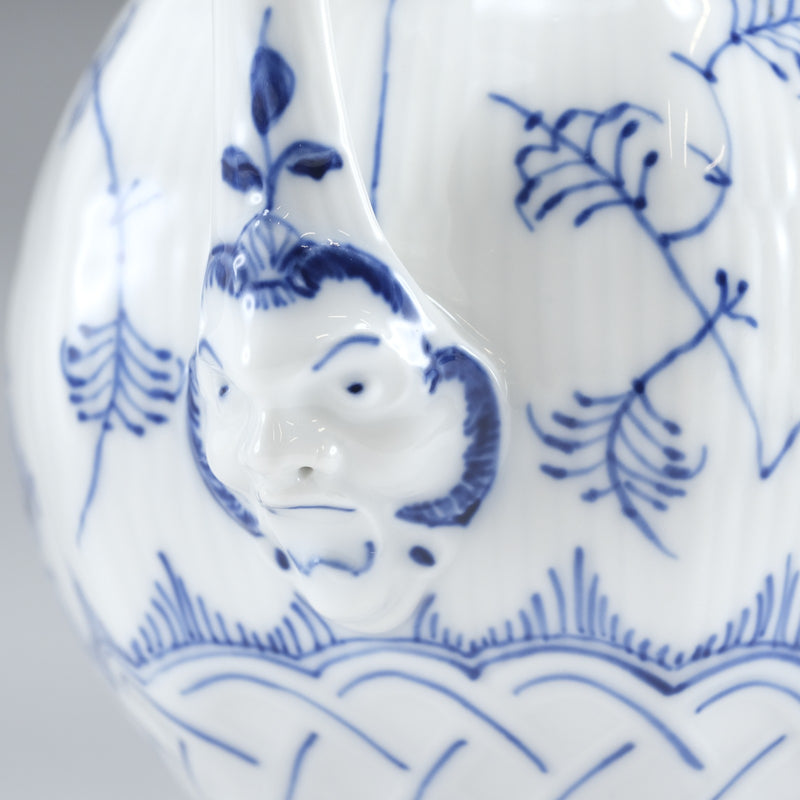 【Royal Copenhagen】ロイヤルコペンハーゲン ブルーフルーテッド フルレース 食器
 ティーポット 1119