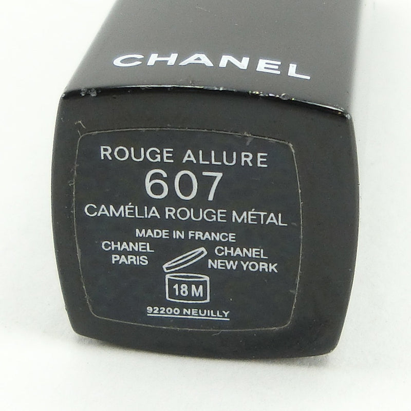 [CHANEL] Chanel 
 Lipstick rouge allur cosmetics 
 Camellia Rouge Metal de Chanel Limited Design, Limited Color 607 Lipstick Rouge Allure Ladies A+Rank
