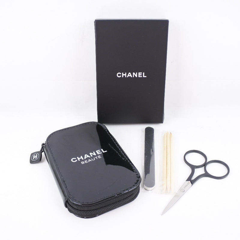 【CHANEL】シャネル
 ネイルセット 化粧品
 エナメル 黒 Nail set レディースSランク