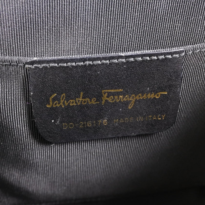 [Salvatore Ferragamo] Salvatore Ferragamo 
 Ganchini 핸드백 
 DO-216176 밀짚 베이지 자석 유형 간키니 유니스퇴크