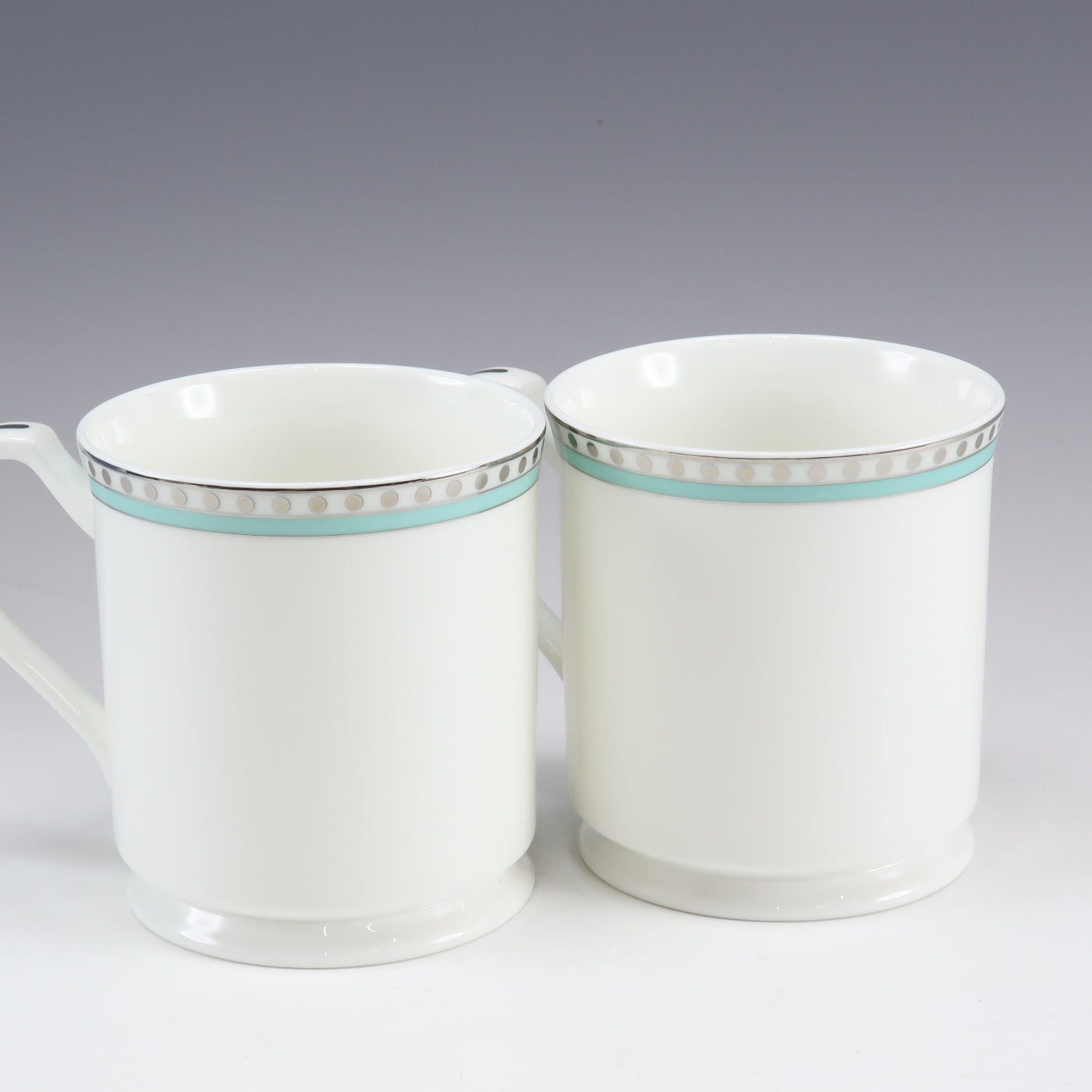 美品　ティファニー　プラチナブルーバンド　プレート&カップ2セット TIFFANY & Co. (ティファニー) カップ&ソーサー プラチナブルーバンド