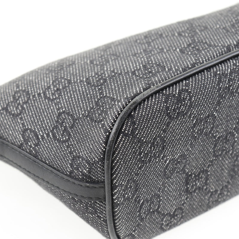 バッグ Gucci Accessory Pouch GG Canvas Handbag Gucci GG Supreme Web Zipped Pouch - Luxe Du Jour