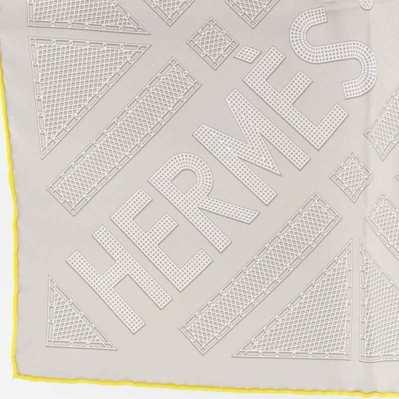 [HERMES] Hermes 
 Carre 45 scarf 
 Gavlosh Serie Silk Beige CARRE45 Ladies A Rank