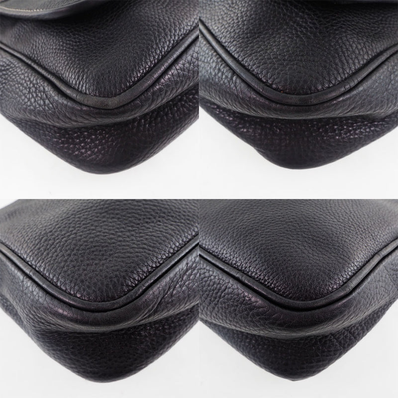[Celine] Celine 
 Shoulder bag 
 Calf black diagonal snap button ladies