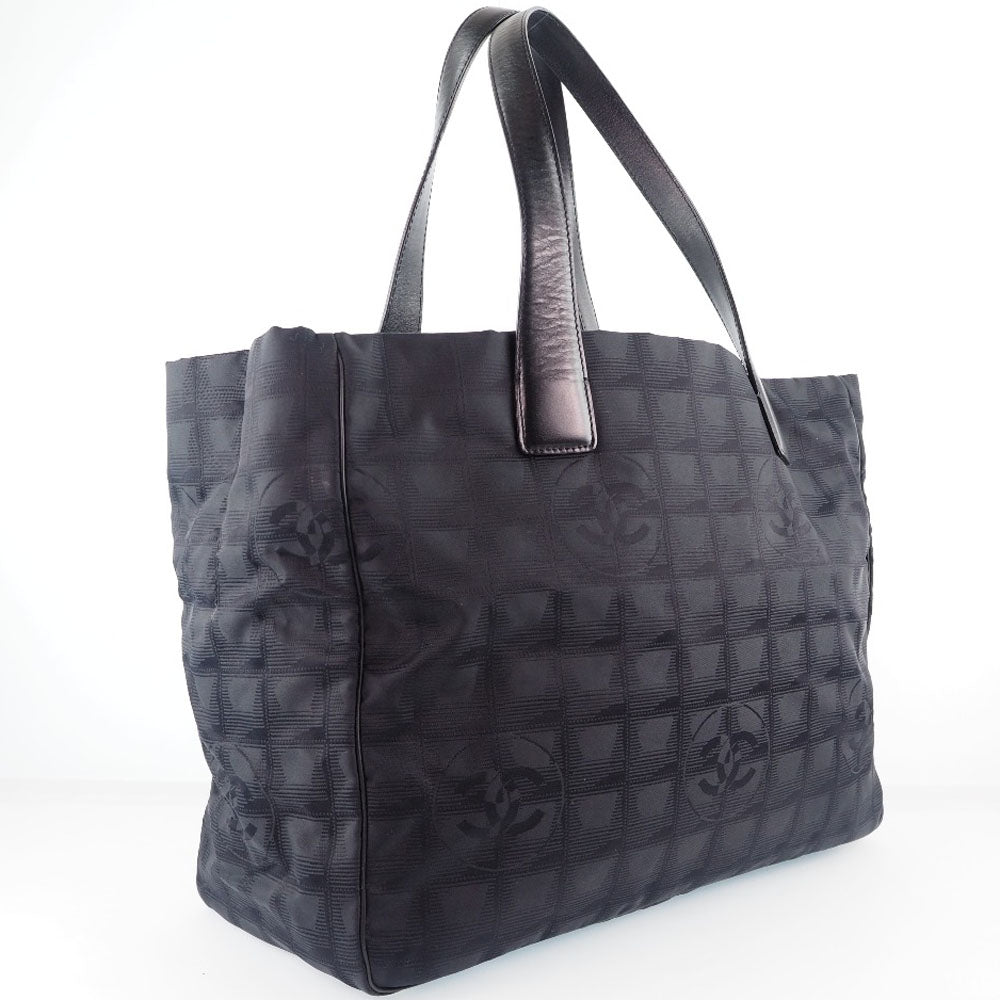 CHANEL トラベルシリーズ Chanel Black Pony Hair and Quilted Leather Dallas Studded