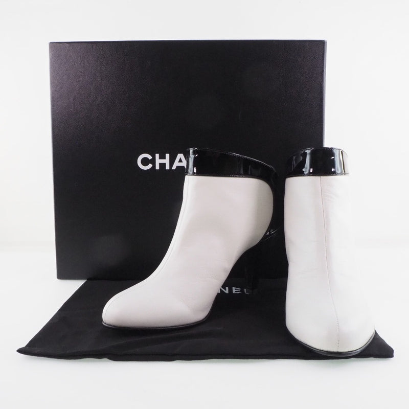 [CHANEL] Chanel 
 Bootty 
 Leather x Patterent Leather White Ladies S Rank