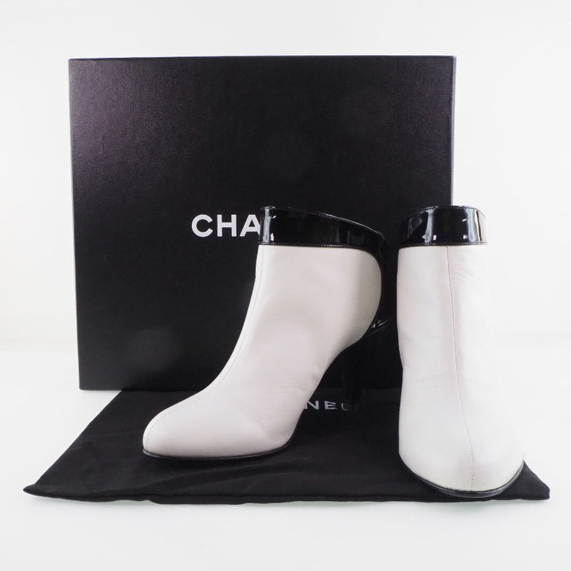 [Chanel] Chanel Booty Leather x Patent Leather White Ladies S Rank