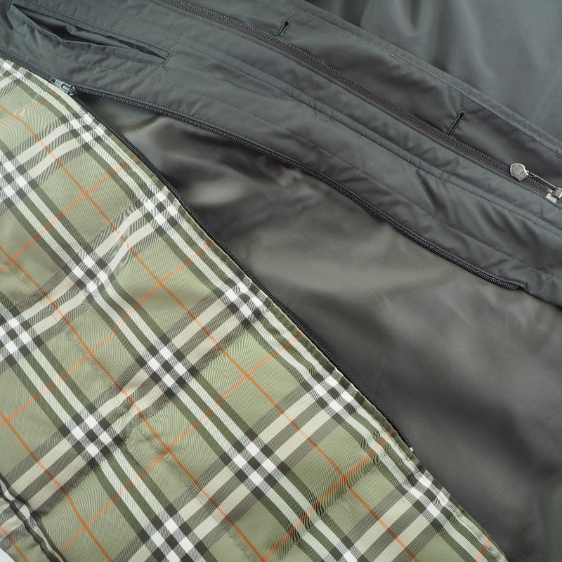 【BURBERRY】バーバリー
 ライナー付きジャケット ナイロンジャケット
 ポリエステル カーキ jacket with liner メンズ