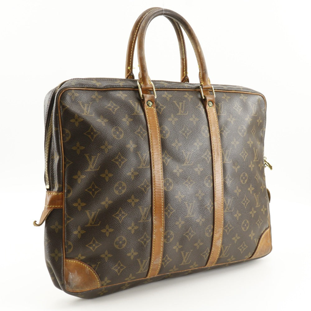 LOUIS VUITTON】ルイ・ヴィトン ポルト ドキュマン・ヴォワヤージュ
