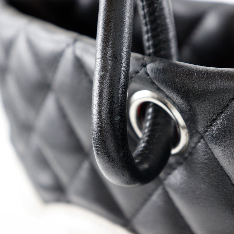 [CHANEL] Chanel 
 Cambon line tote bag 
 Large A25169 Calf Black Shoulder Handscope A4 Fastener Cambon LINE Ladies