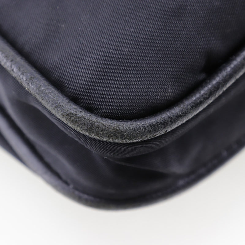 [프라다] 프라다 
 어깨에 매는 가방 
 나일론 대각선 어깨 A4 패스너 유니니스 - 렉스