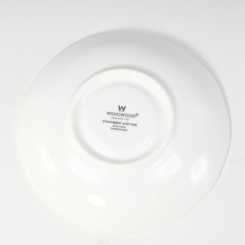 [Wedgwood] Wedgewood 
 Strawberry & Vine tableware 
 Cup & Saucer & Plate Strawberry & Vine _a+Rank