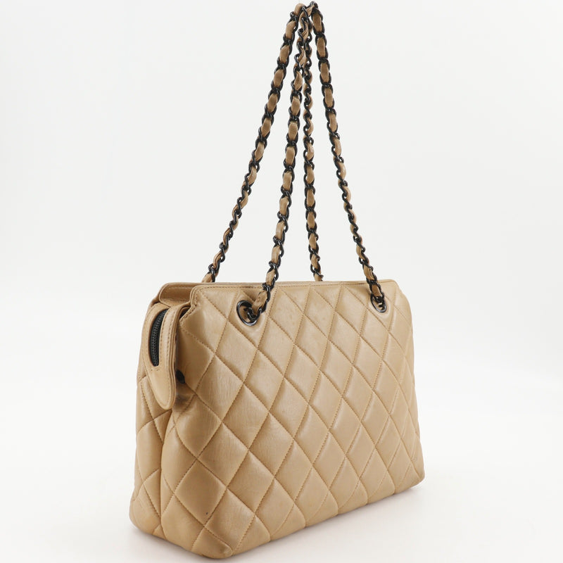 CHANEL チェーン・トートバッグ CHANEL】シャネル チェーントート トートバッグ – NISHIKINO VINTAGE KYOTO