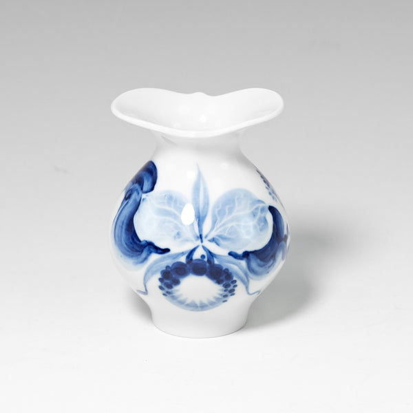[Meissen] Meissen 
 Vigera de orquídeas azules 
 Crema 824001/23763 Blue Orchid_a+Rank