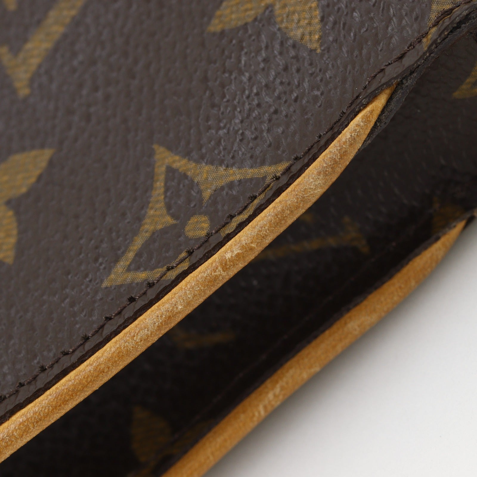 LOUIS VUITTON】ルイ・ヴィトン ソフィ ショルダーバッグ M40158