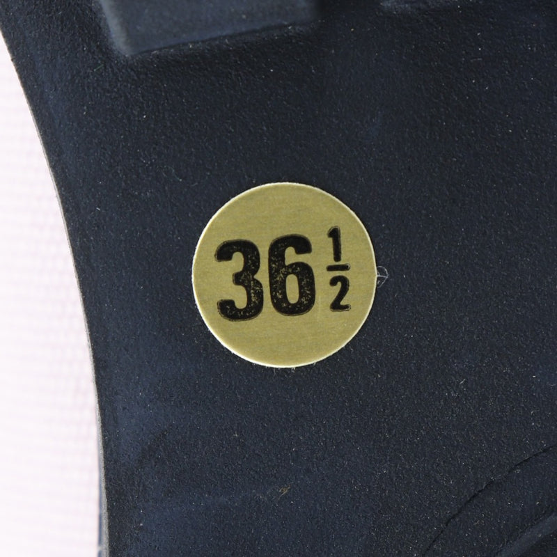 [CHANEL] Baskets à logo Chanel 
 A05136