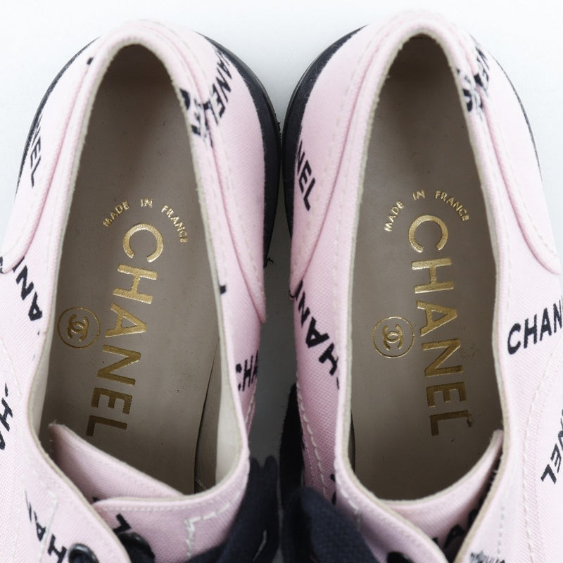 【CHANEL】シャネル
 ロゴプリント スニーカー
 95P A05136 キャンバス ピンク/黒 Logo print レディースA-ランク