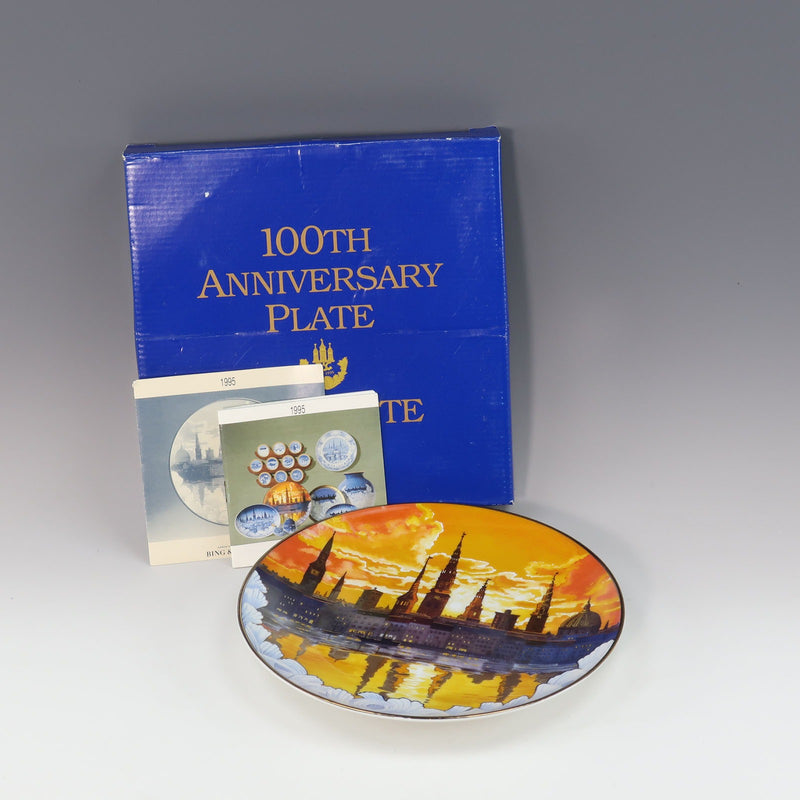 Bing & Grondahl 조각상 개체 
 100주년 기념 접시