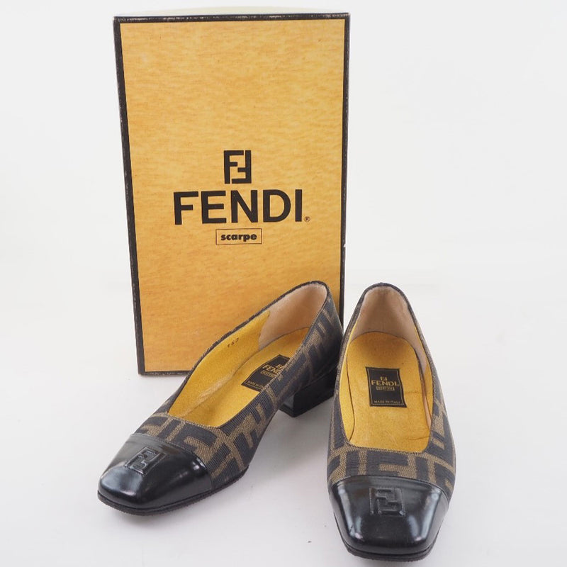 [Fendi]芬迪 
 泵 
 Zukka帆布黑色女士