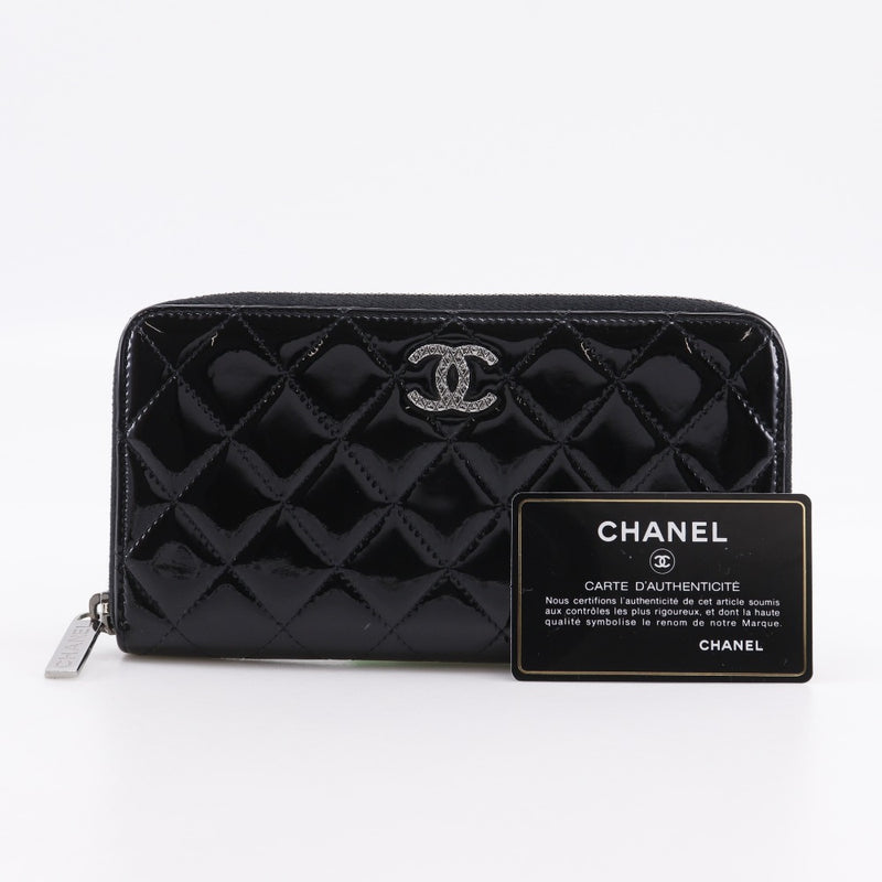 [CHANEL] Cartera larga brillante Chanel A50106