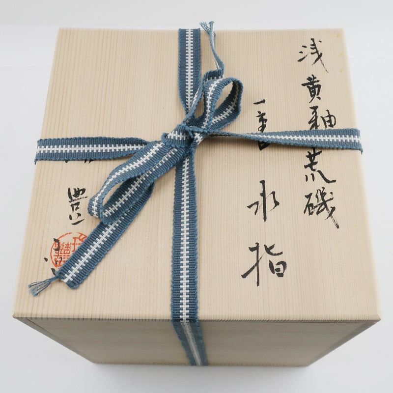 [茶具] shaku- yellow釉阿拉伊苏（Araisui）手指和其他mizuo nishio mizukaku nishio nishio blue [茶餐具]浅黄色釉料araaiso araaiso mizusashi_s等级