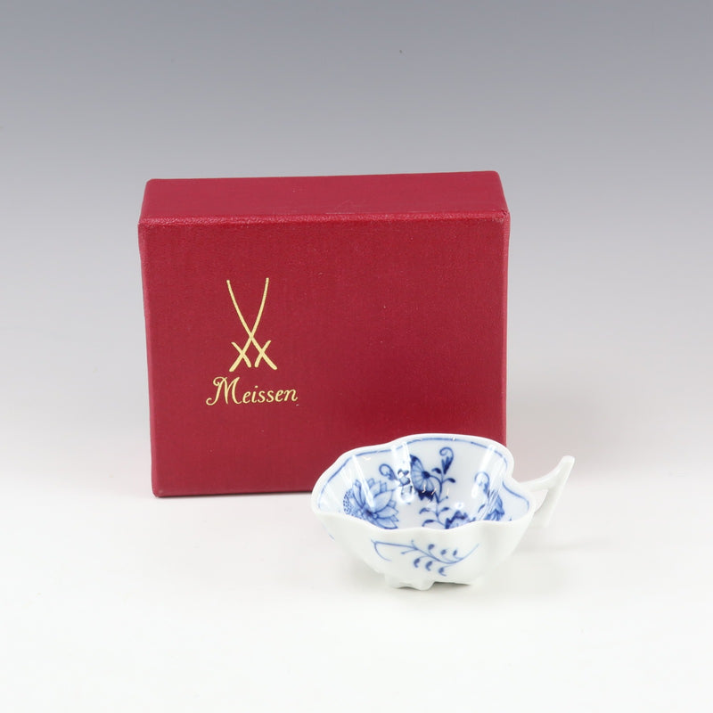 【Meissen】マイセン
 ブルーオニオン 食器
 リーフ ボウル 800101/00205 Blue onion _A+ランク