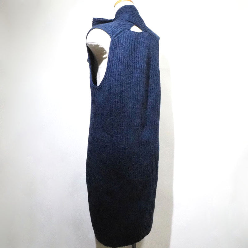 [香奈儿]香奈儿 
 严重的袖子连衣裙 
 针织徽标P32447K00690 08C羊绒海军点头女士