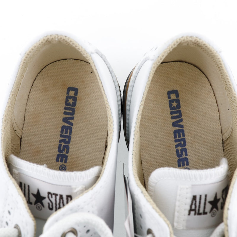 [匡威]匡威 
 所有 - 星运动鞋 
 纪念章低切割1R548皮革白色全明星A级
