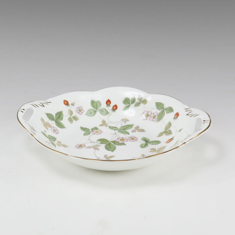 【Wedgwood】ウェッジウッド
 ワイルドストロベリー 食器
 ウィンザートレイ Wild strawberry _A+ランク