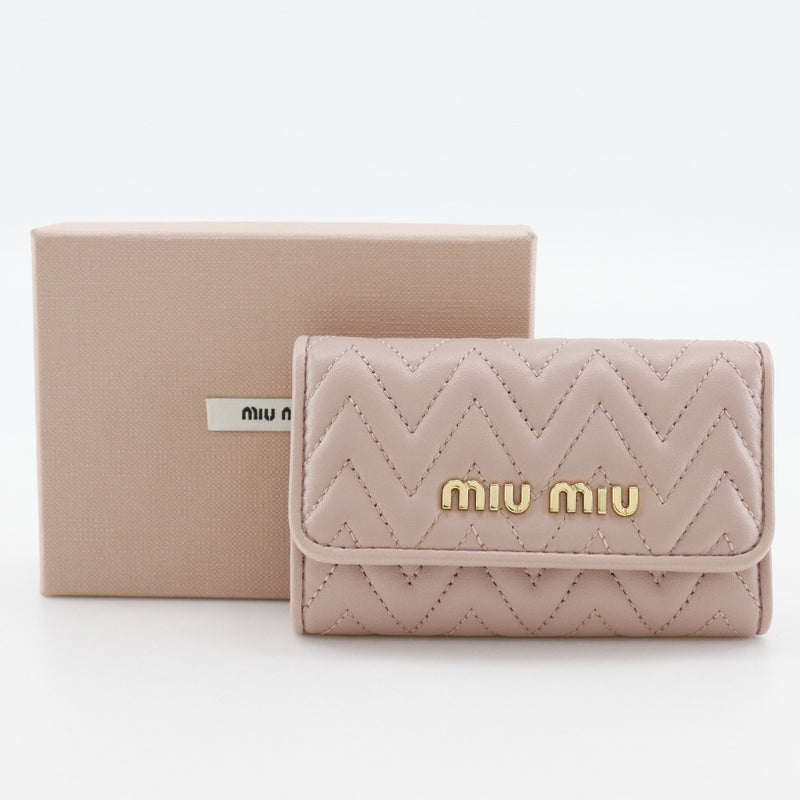 【MIUMIU】ミュウミュウ
 マテラッセ キーケース
 5PG222 レザー ピンク スナップボタン Materasse レディースA+ランク