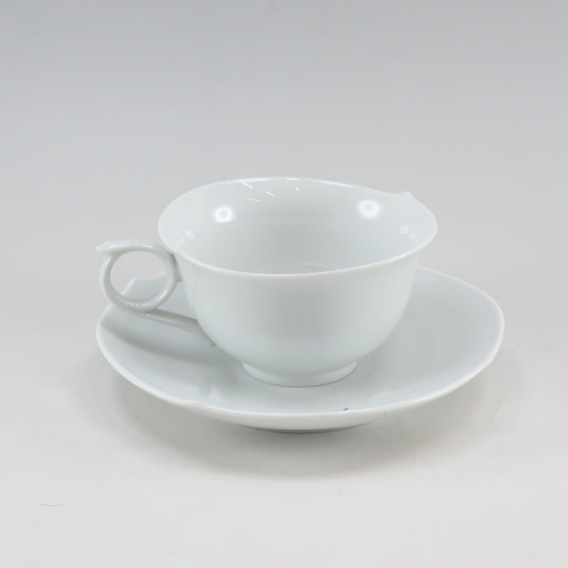 [Meissen] Meissen 
 Twin sword mark tableware 
 Tea Cup & Saucer x 2 825001/28633 Porcelain TWIN SWORD Mark_s Rank