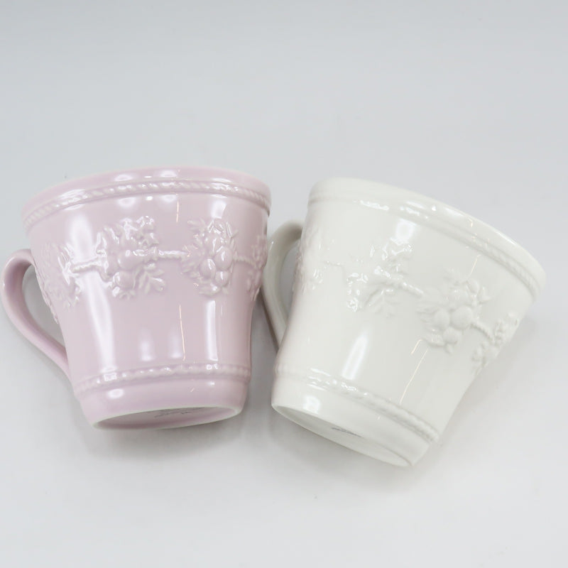 [wedgwood]韦奇伍德 
 节日餐具 
 杯子×2白色和粉红色节日_等级