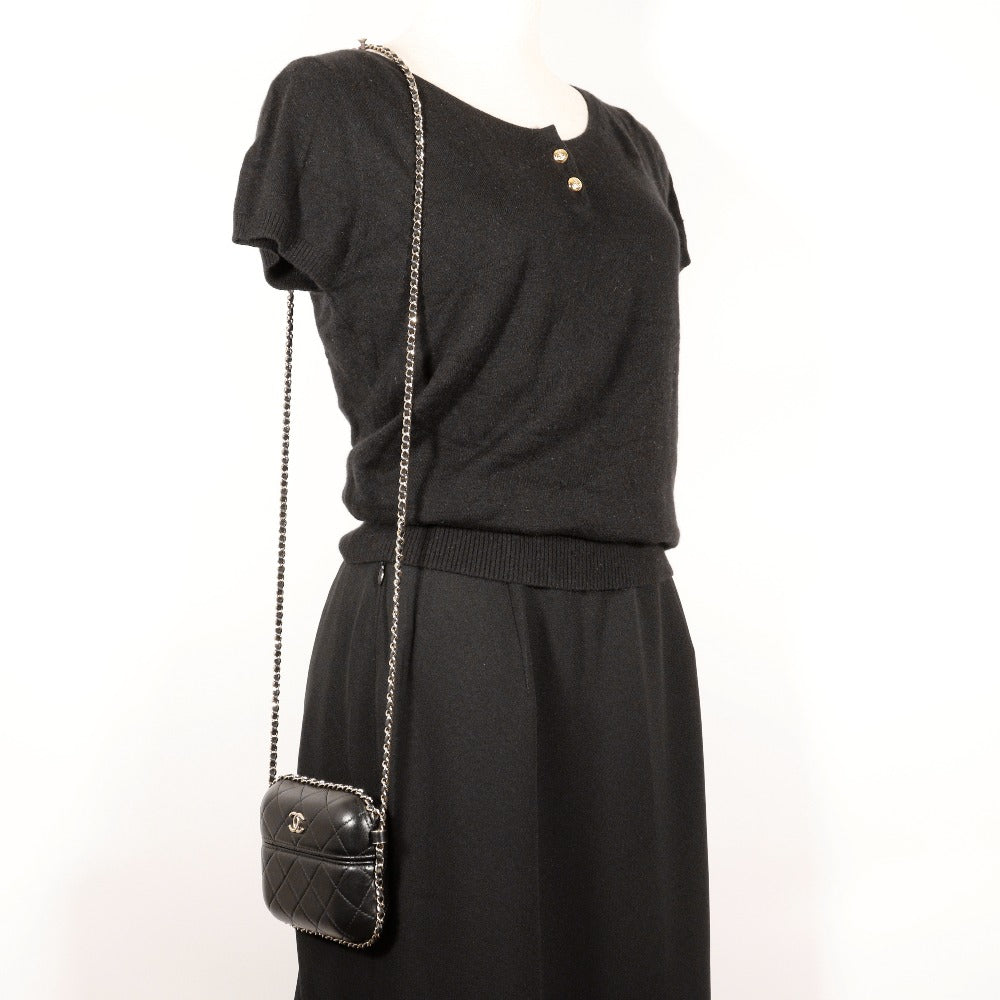 CHANEL♥︎ショルダーポシェット ☆エレガント【 CHANEL 】チェーン クラッチ バッグ (CHANEL