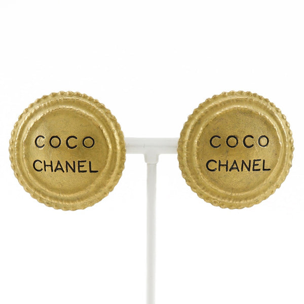 [Chanel] Chanel 
 Pendientes del logotipo de Coco 
 Vintage Gold 94p grabado aprox.