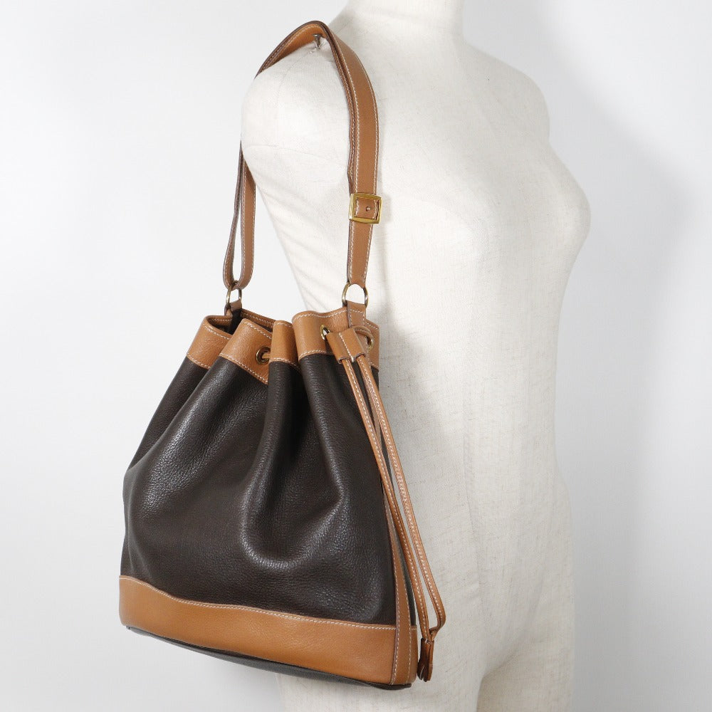 I111624006-9_c74f384d-ef2b-