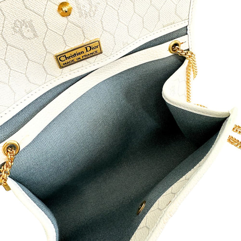 Dior】クリスチャンディオール チェーンショルダー ショルダーバッグ PVC 白 斜め掛け 肩掛け スナップボタン ChainShoul –  KYOTO NISHIKINO