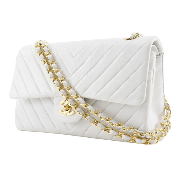 [CHANEL] Chanel 
 ChainShoulder Shoulder Bag
 V-stitched Double Flap Vintage Lambskin White Shoulder Turnlock ChainShoulder Women