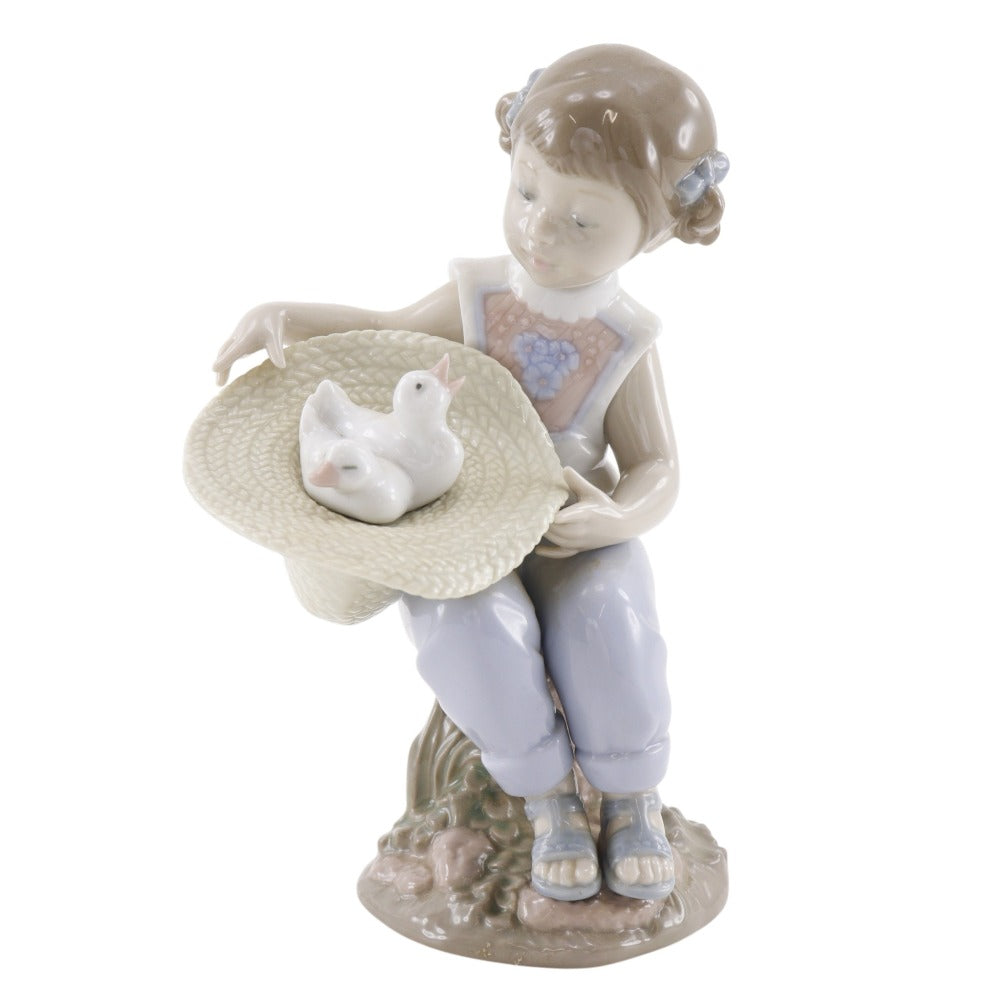 LLADRO リヤドロ 【アヒルとおしゃべり】 陶器人形 置物 Lladro】リヤドロ アヒルとおしゃべり 置物 オブジェ – NISHIKINO