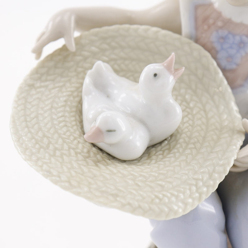 LLADRO リヤドロ 【アヒルとおしゃべり】 陶器人形 置物 Lladro】リヤドロ アヒルとおしゃべり 置物 オブジェ – NISHIKINO