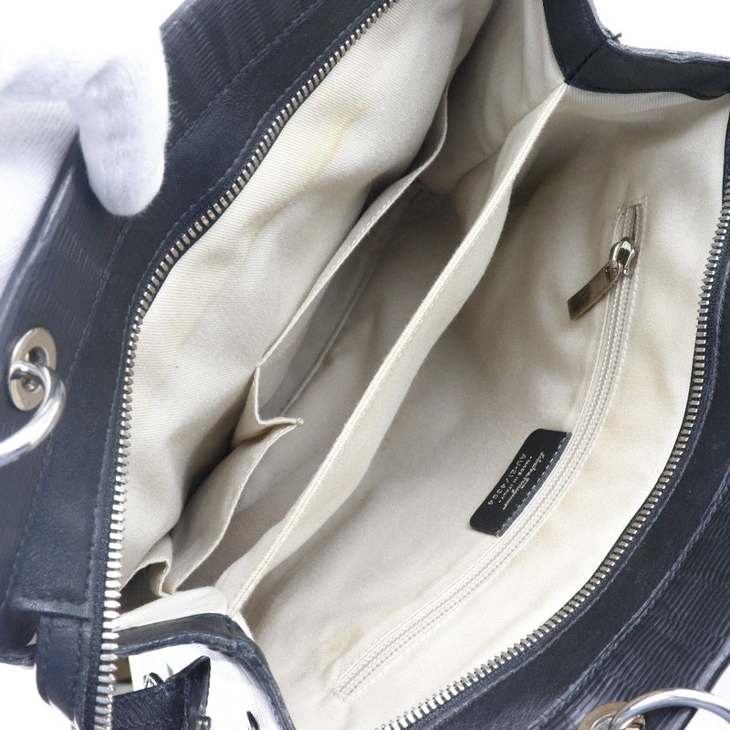 [Salvatore Ferragamo] Salvatore Ferragamo Gancini 숄더백, 엠보싱 가죽, 검은 색, 숄더백, A5 지퍼, 간치, 여성용