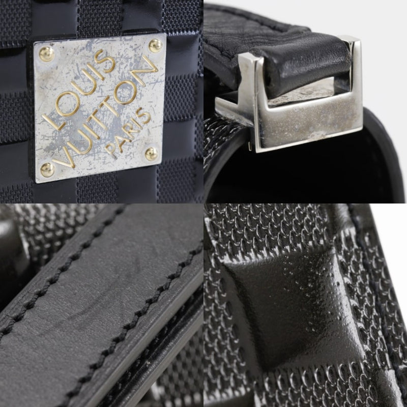 [Louis Vuitton] Louis Vuitton 
 Club shoulder bag 
 M92127 × Damievernni VI0011 engraved diagonal shoulder 2WAY A5 snap button Club Ladies
